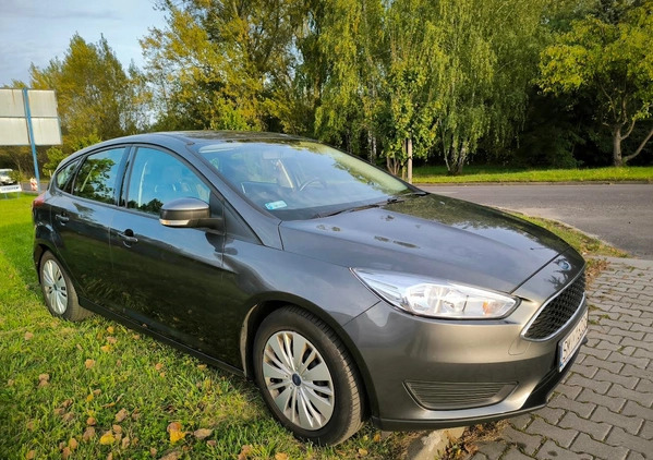 Ford Focus cena 35950 przebieg: 36000, rok produkcji 2015 z Mikołów małe 92